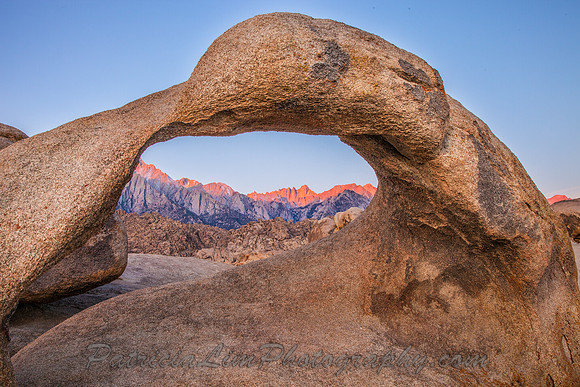 Mount Whitney Sunrise through Mobius Arch_MG_3895