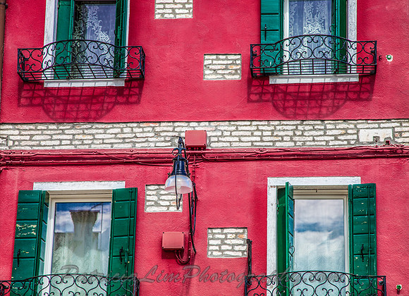 Hot Pink Burano House_MG_9205